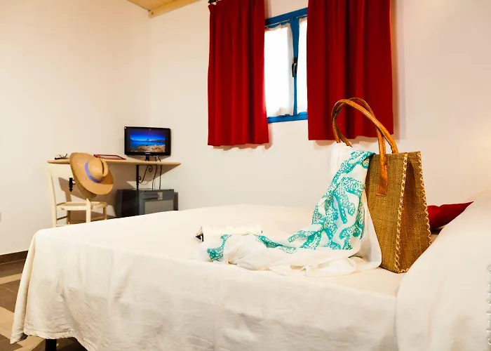 Oda ve Kahvaltı The Old Farm Asfodeli - Adults Only 4*